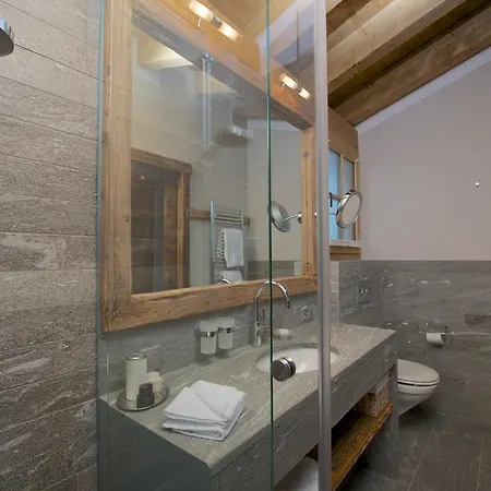 Szálloda Hotelino Petit Celerina/Schlarigna