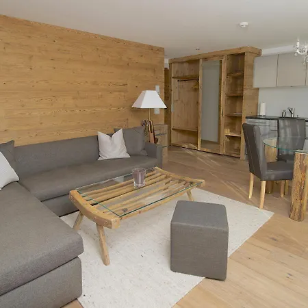 Hotelino Petit Hotel 4*