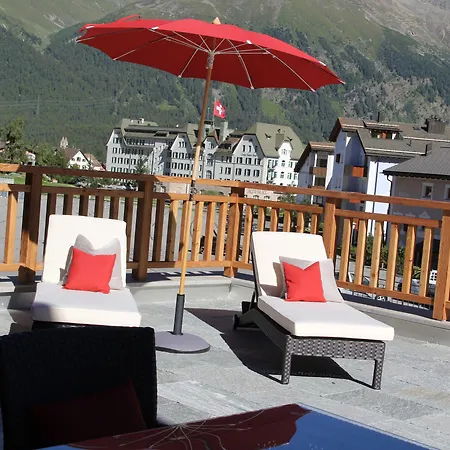 ホテリーノ プティ ホテル ツェエリーナ