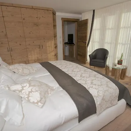 Hotelino Petit 4*