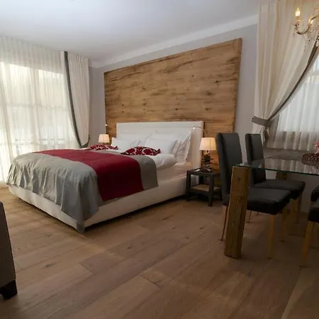 Hotelino Petit Hotell Celerina/Schlarigna