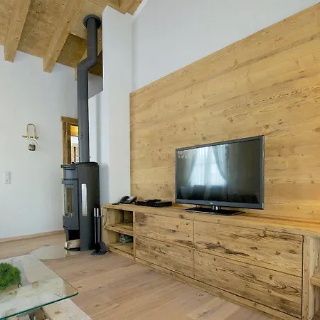 Hotelino Petit Szálloda 4*