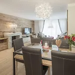 Hotelino Petit 호텔