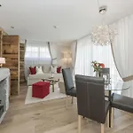 Hotelino Petit 4* 첼레리나