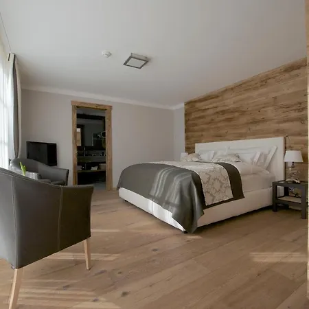 Szálloda Hotelino Petit Celerina/Schlarigna