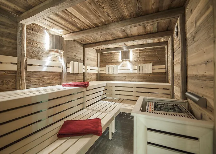 Hotelino Petit Hotel 4*